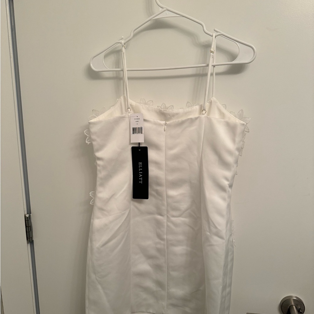 Elliatt Sutton Minidress — new with tags and never worn! - Picture 6 of 7